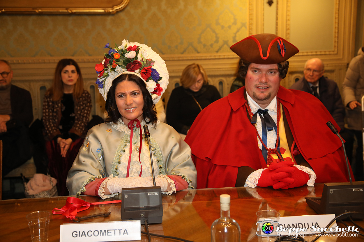 VBS_3561 - Investitura Ufficiale Gianduja e Giacometta Famija Turineisa - Carnevale di Torino 2024.jpg